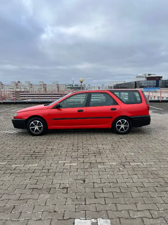 RENAULT LAGUNA