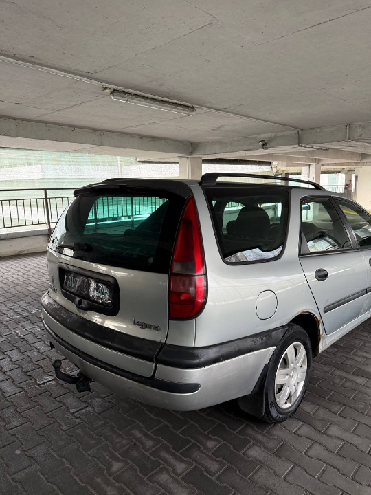 RENAULT LAGUNA