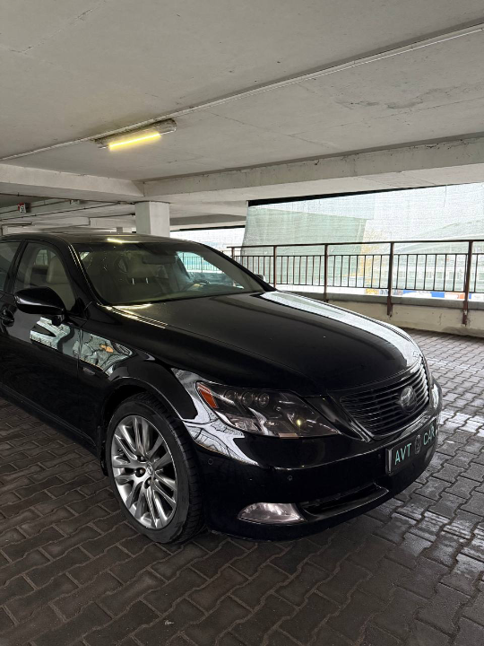 Lexus LS 600 L