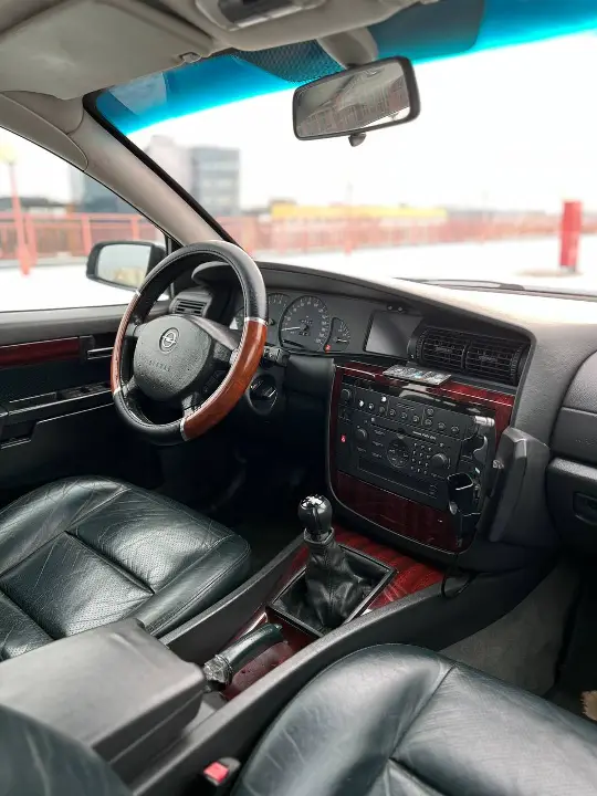 Opel omega