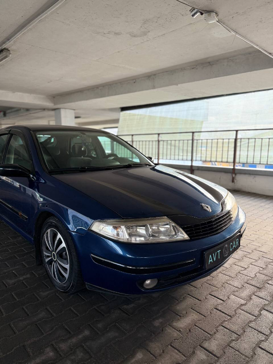 Renault LAGUNA