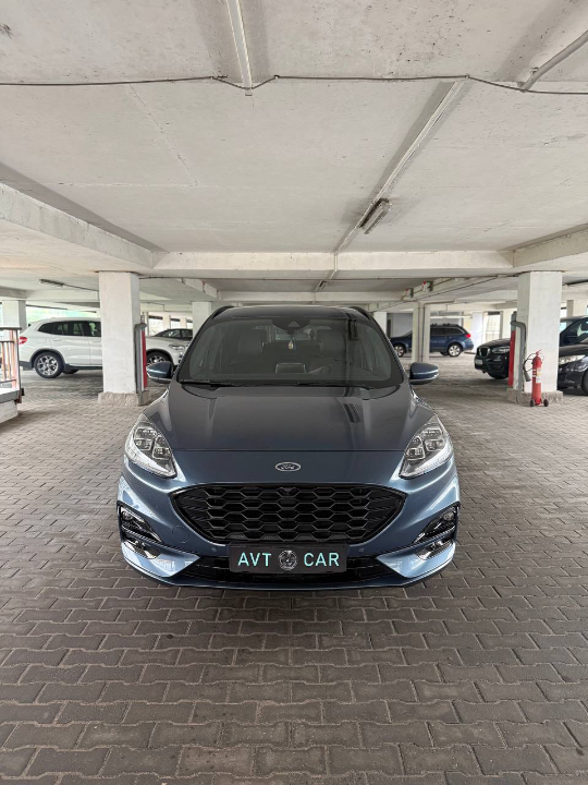 Ford Kuga, фотография 1