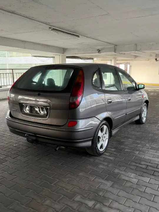 Nissan Almera Tino, фотография 7