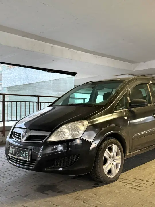 Opel Zafira, фотография 3