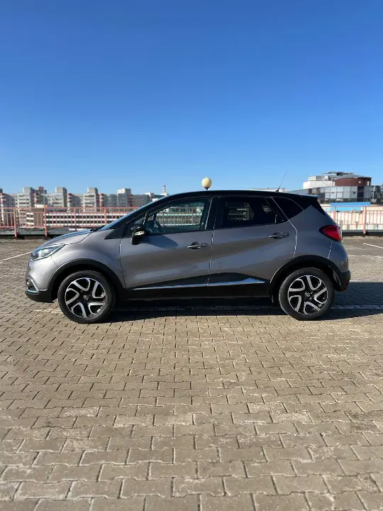 RENAULT CAPTUR