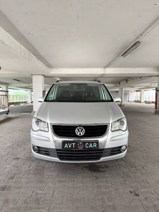 Volkswagen Touran, фотография 1