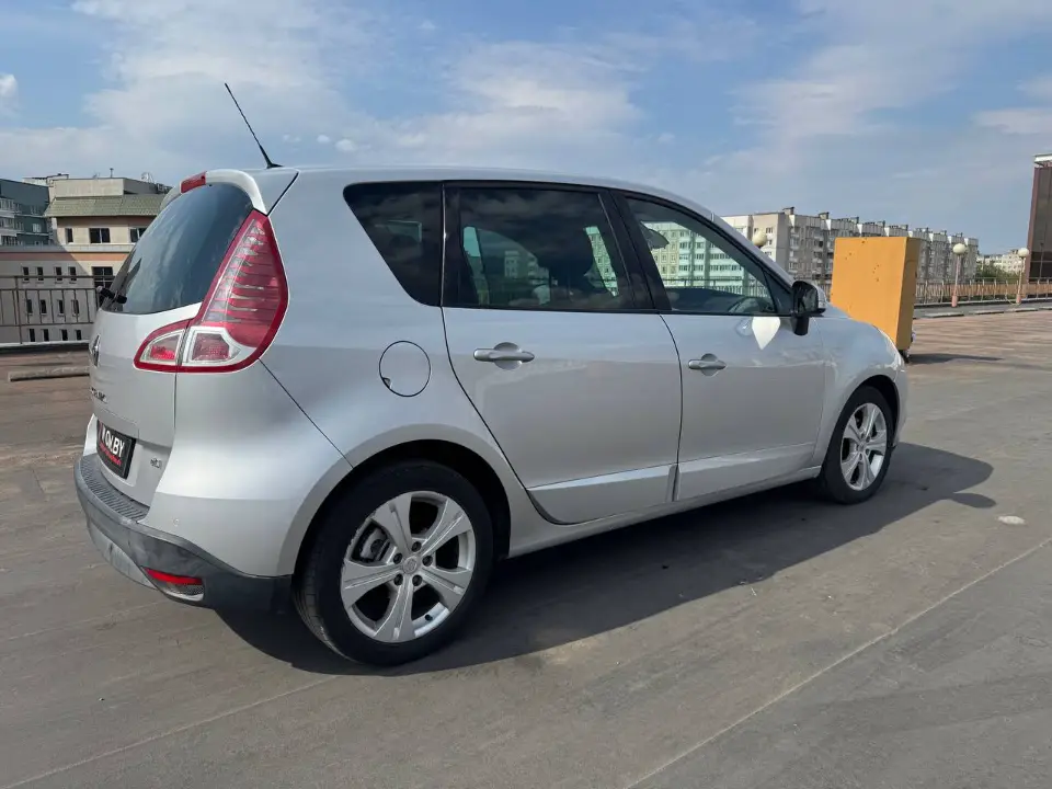 RENAULT MEGANE SCENIC