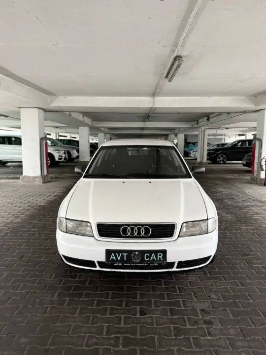 Audi A4, фотография 1