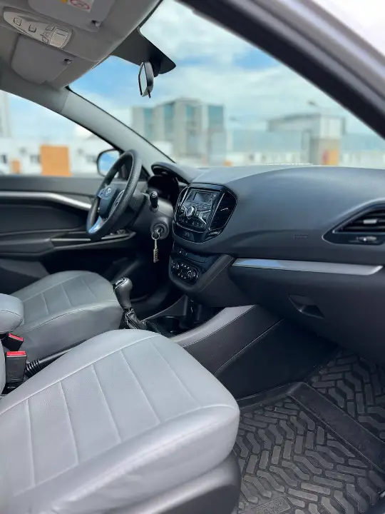 Lada Vesta.