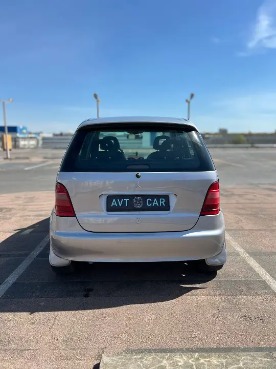 Mercedes-Benz A160