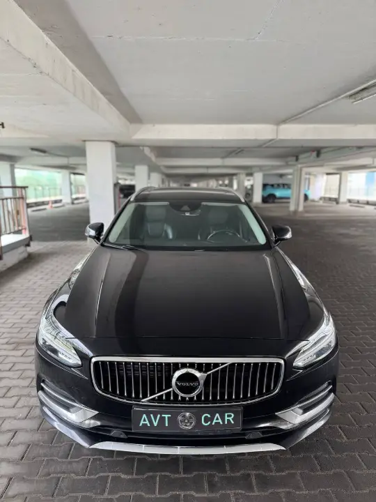 Volvo V90, фотография 1