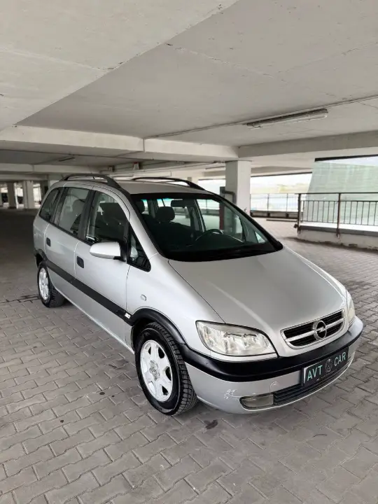 Opel Zafira, фотография 10