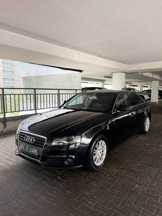 Audi A4 B8