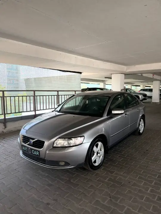 Volvo S40, фотография 2