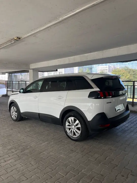 Peugeot 5008, фотография 5