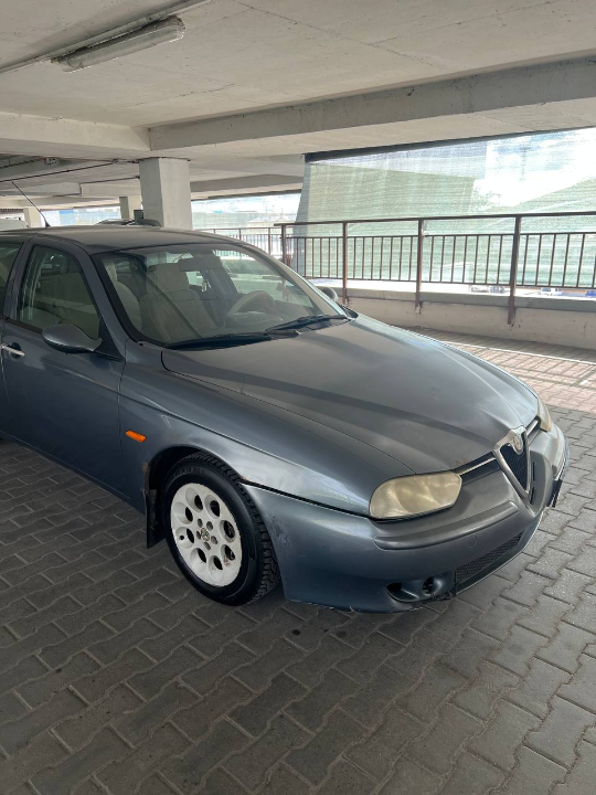 Alfa Romeo 156