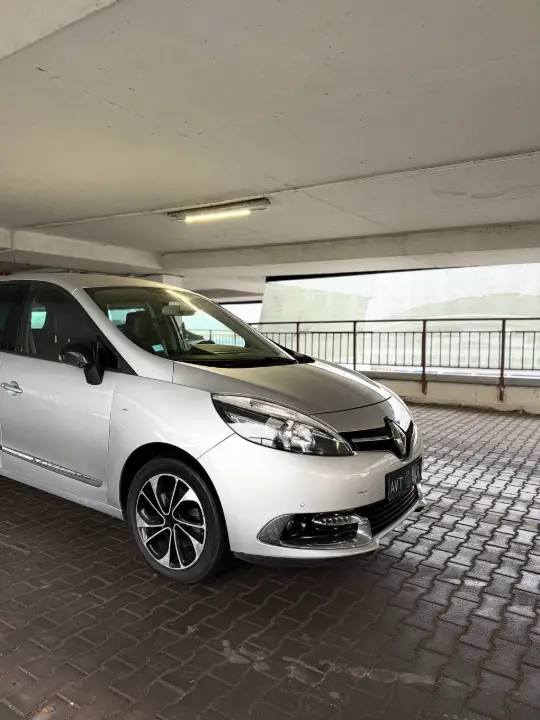 Renault Scenic, фотография 10