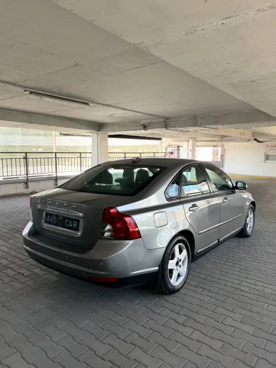 Volvo S40, фотография 8