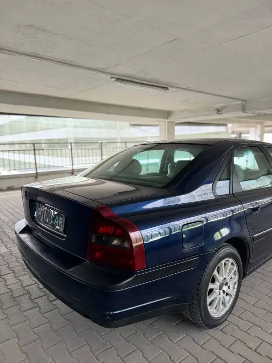 Volvo S80 