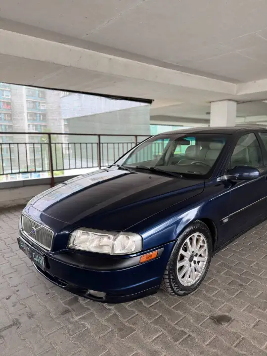 Volvo S80 