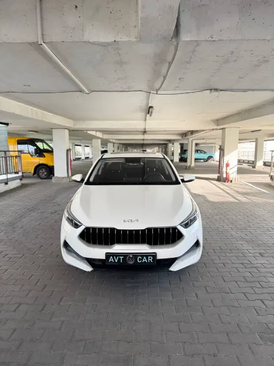 Kia K3, фотография 1