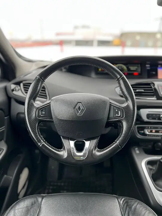 RENAULT MEGANE SCENIC