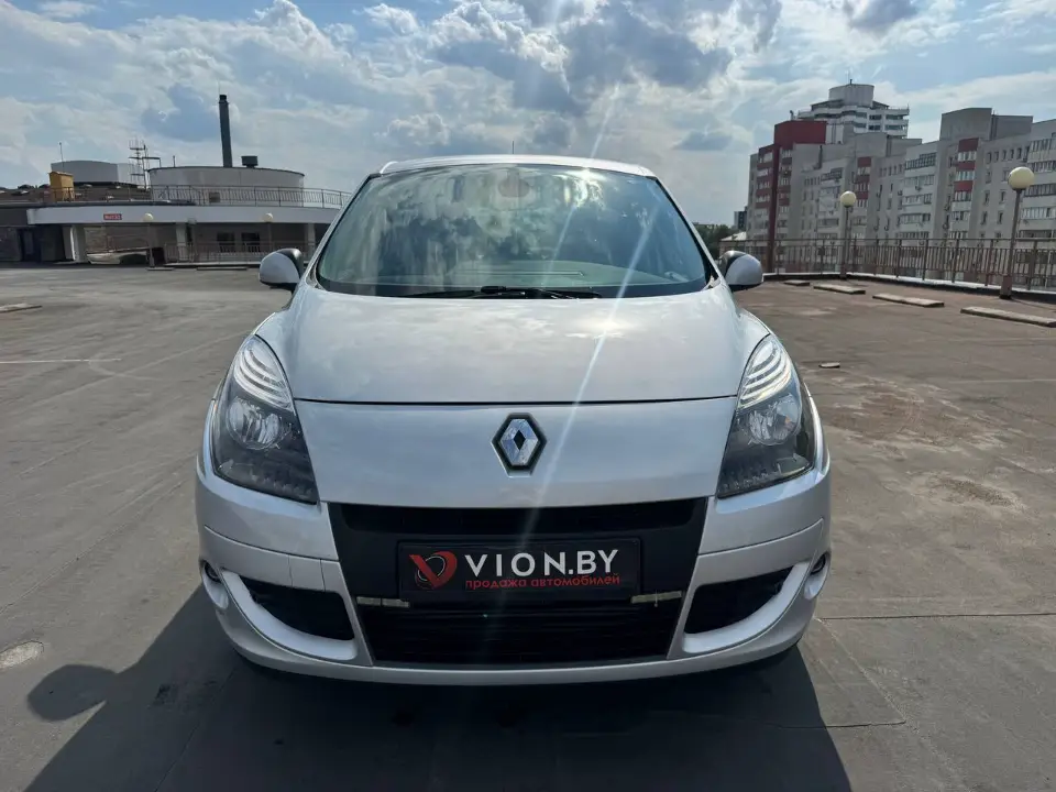 RENAULT MEGANE SCENIC