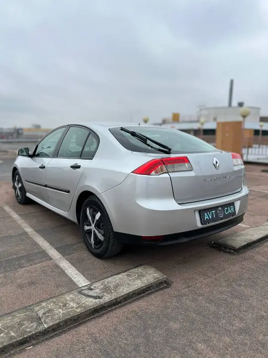 Renault Laguna