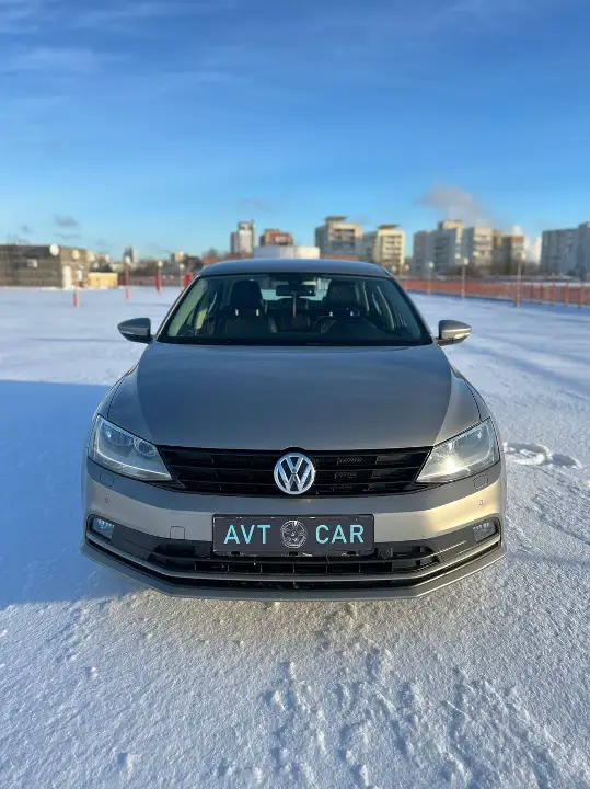 VOLKSWAGEN JETTA
