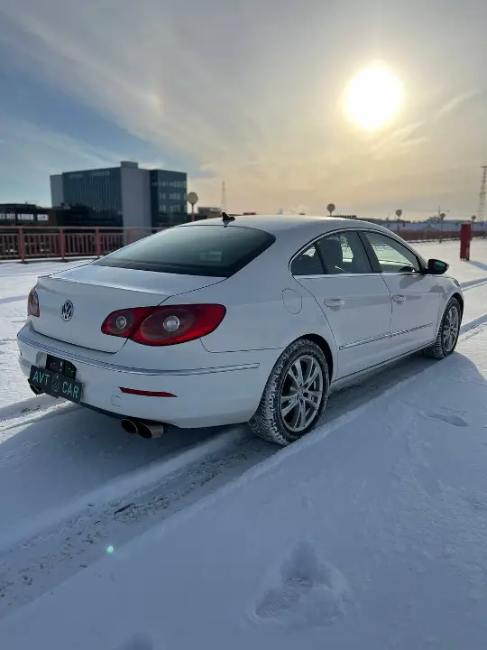 VOLKSWAGEN PASSAT CC