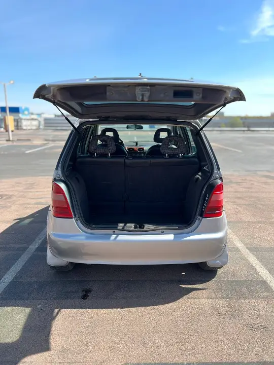 Mercedes-Benz A160
