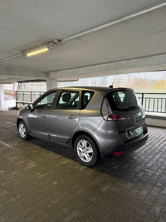 RENAULT SCENIC