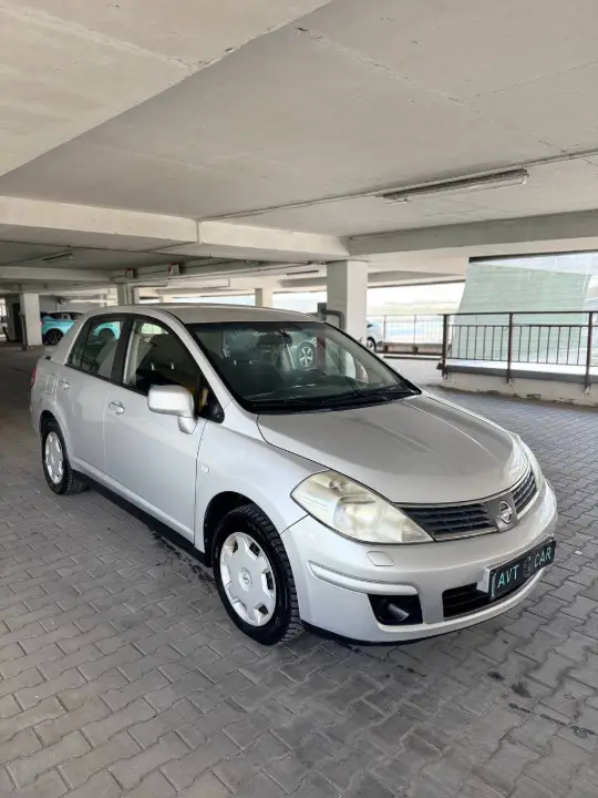 Nissan Tiida, фотография 2
