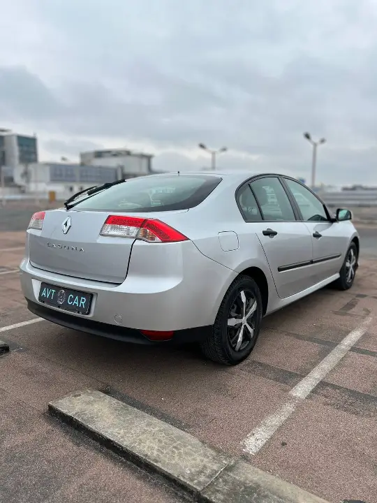 Renault Laguna