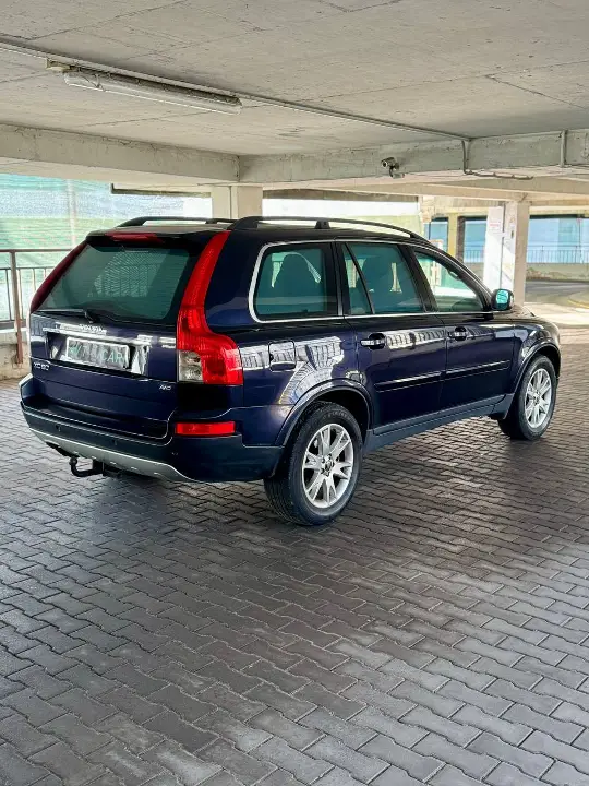 Volvo XC-90