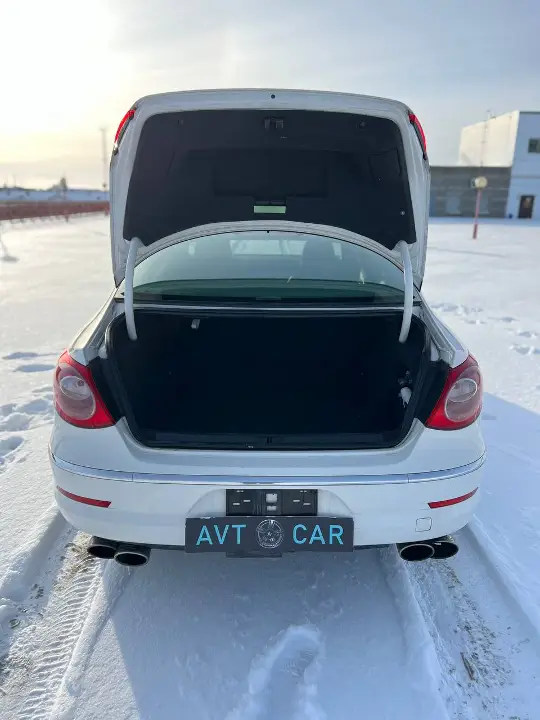 VOLKSWAGEN PASSAT CC