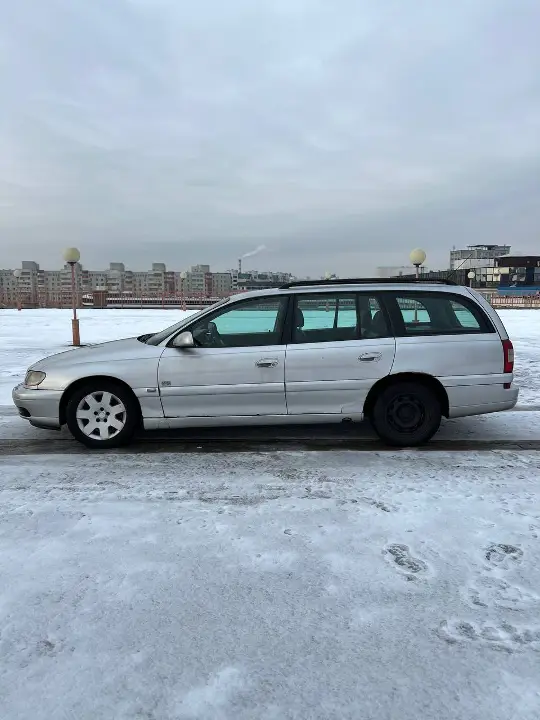 Opel omega
