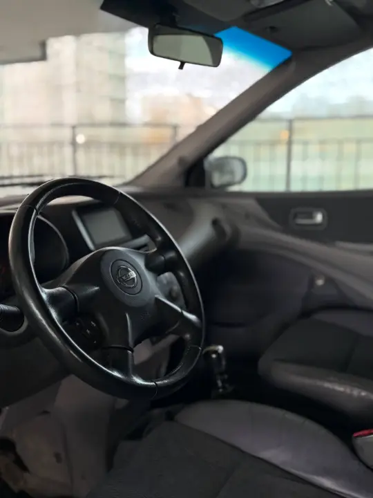 Nissan Almera Tino, фотография 11