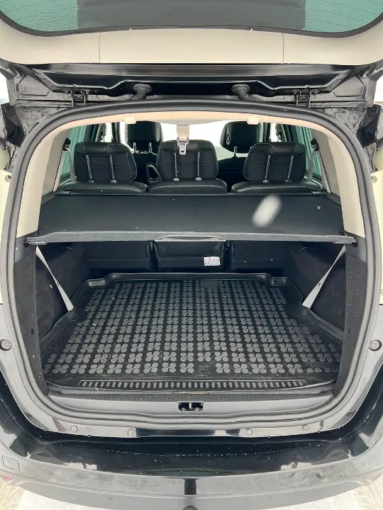 RENAULT MEGANE SCENIC