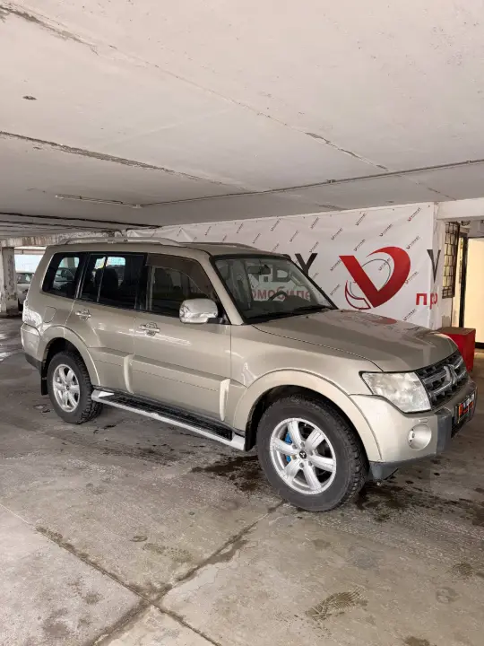 Mitsubishi Pajero, фотография 3