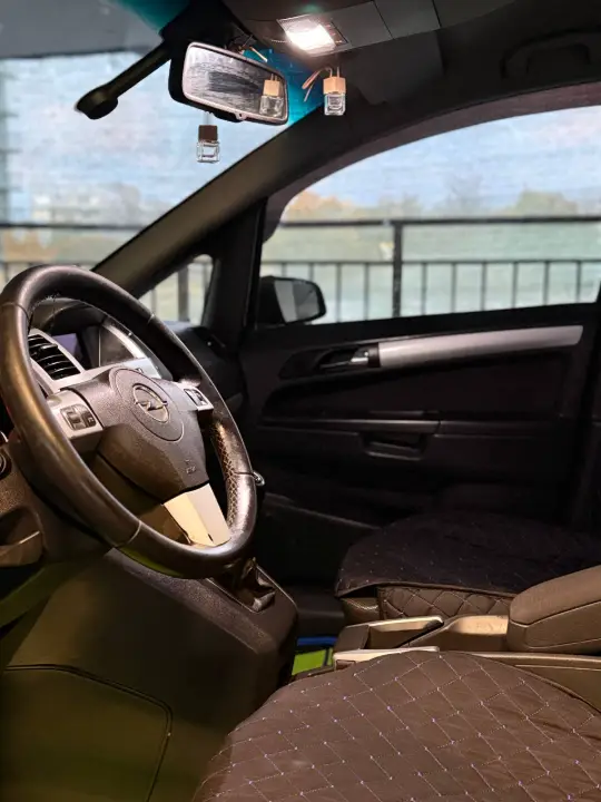 Opel Zafira, фотография 11