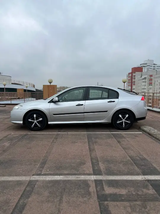 Renault Laguna