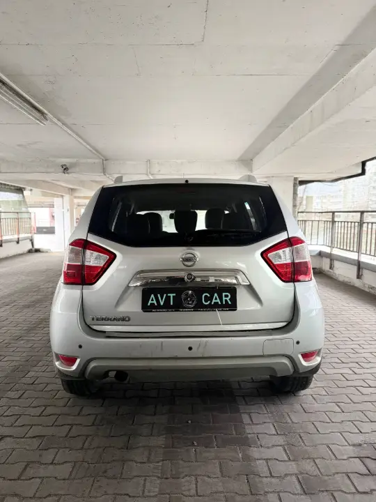Nissan Terrano, фотография 6