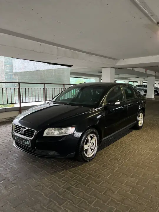 Volvo S40, фотография 2