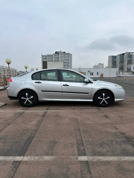 Renault Laguna
