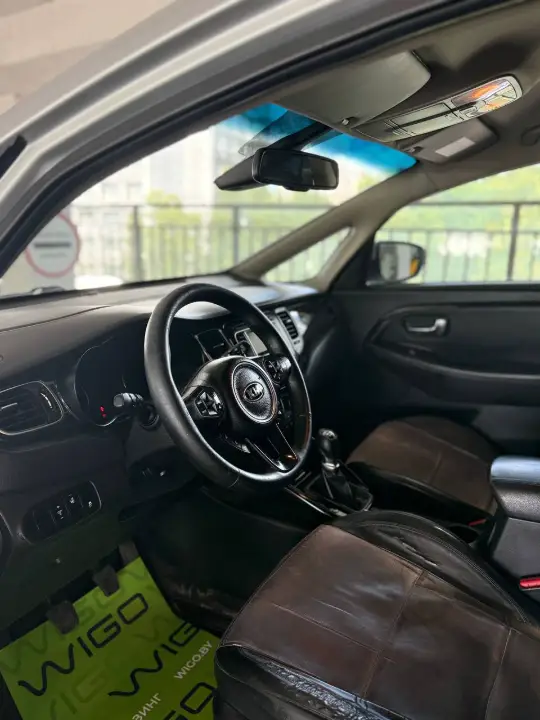 Kia Carens, фотография 11