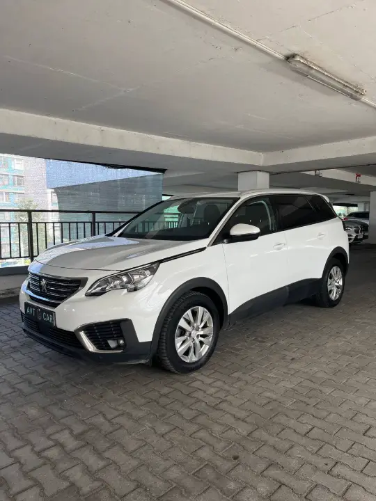 Peugeot 5008, фотография 3