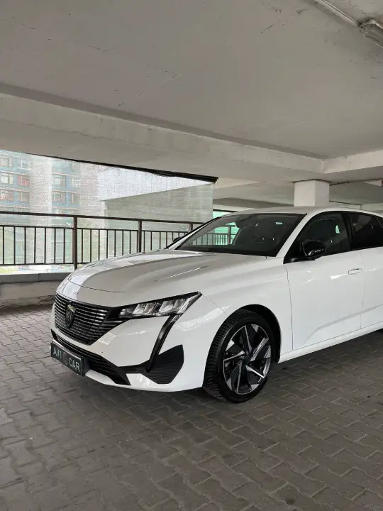 Peugeot 308, фотография 3