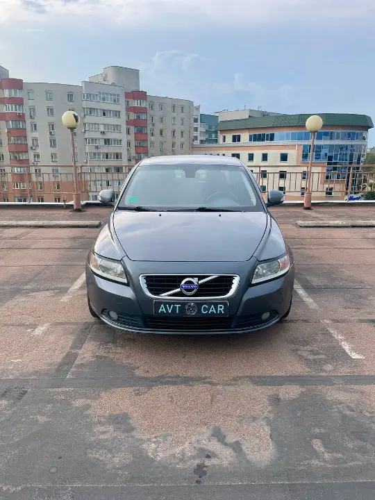 Volvo S40