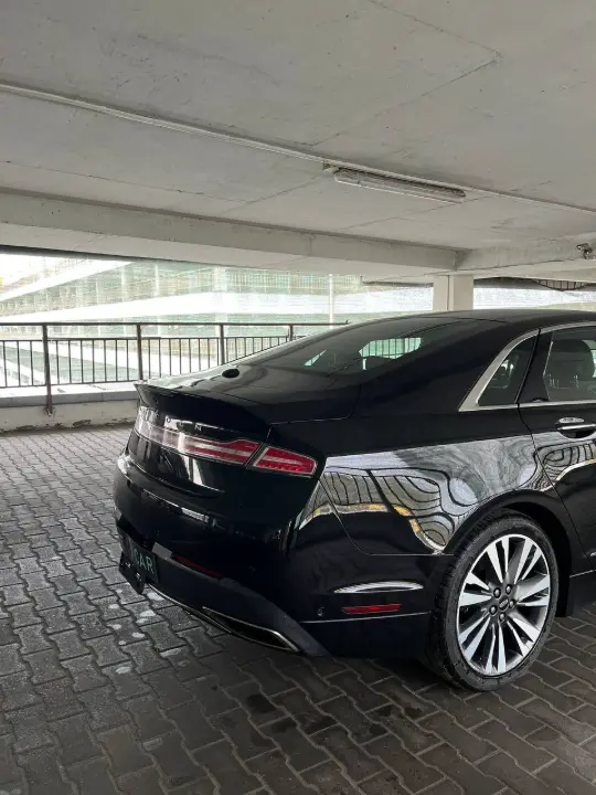 Lincoln MKZ, фотография 7